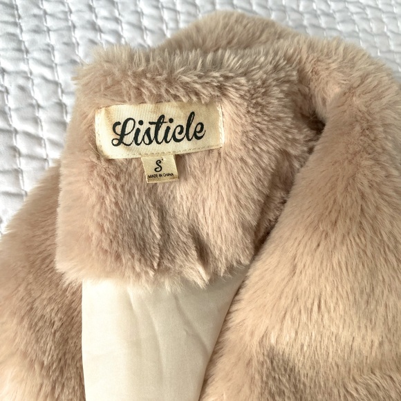 NWOT Faux fur light beige cardigan/jacket - Picture 5 of 7